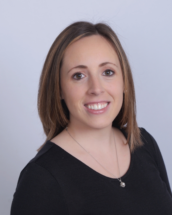 Samantha Barteld Headshot