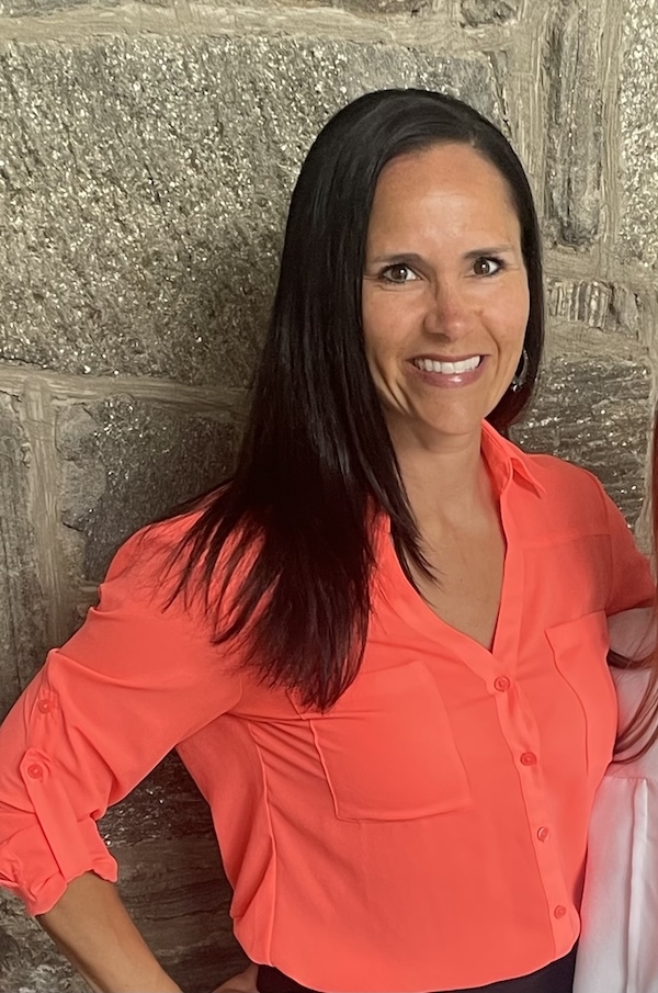 Headshot of Stacy McDonald